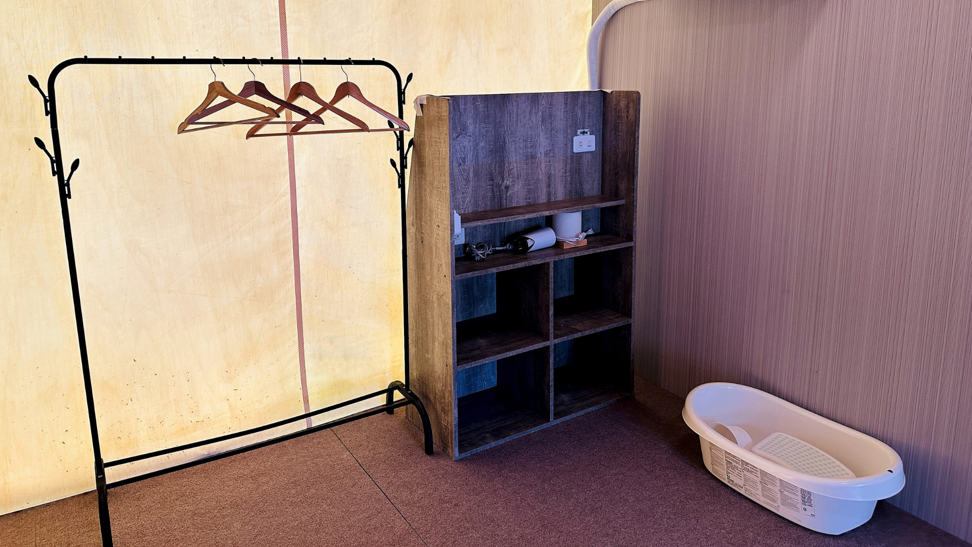 ALL_room_26G06_Dlm9LncIsf
