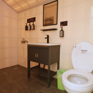 ALL_room_26G17_GJIAkEZI7F